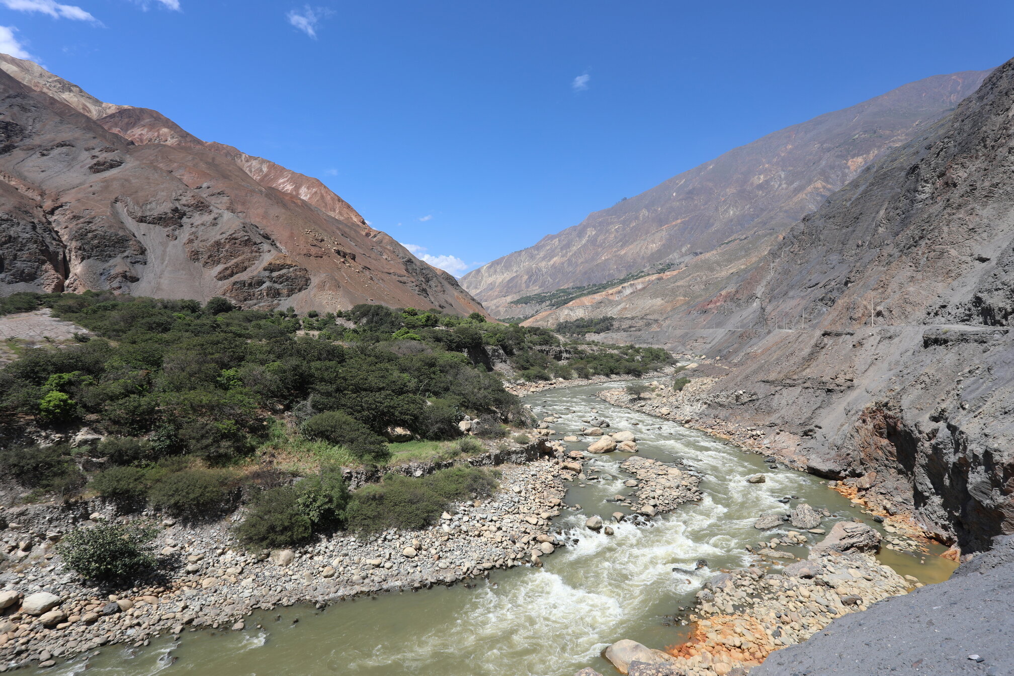 We volgen de Santa rivier