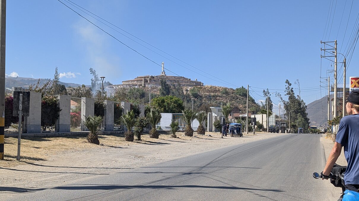 Monument bij Yungay