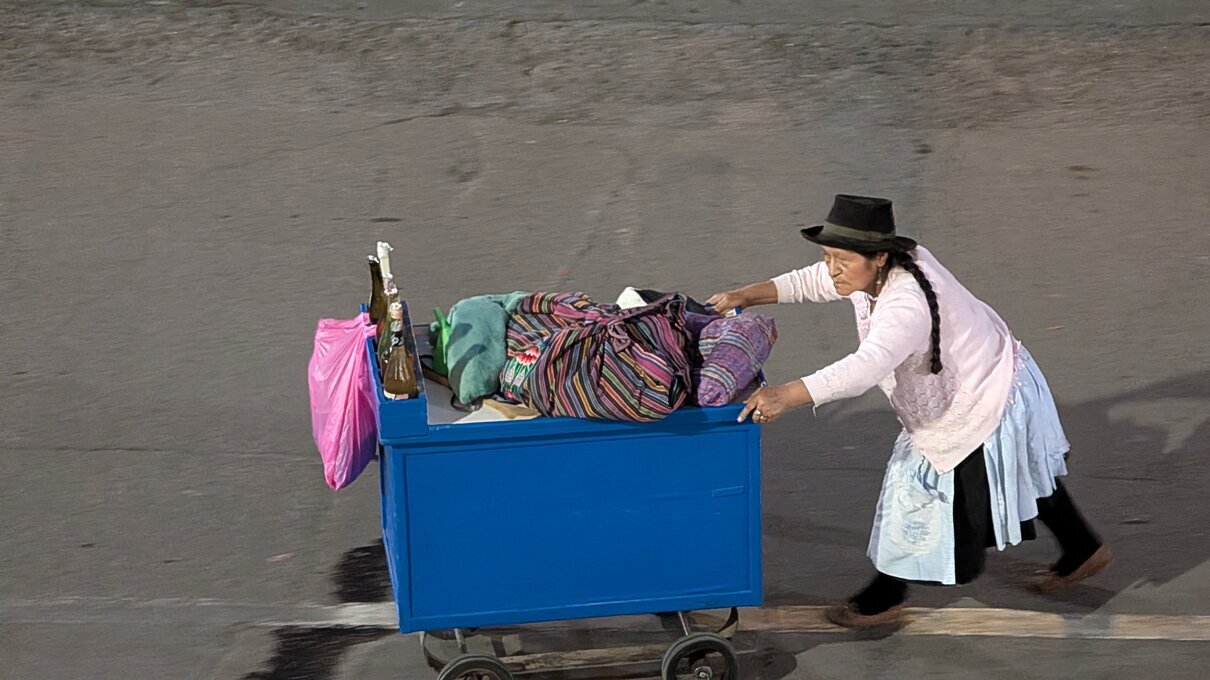 Straatverkoop in Ayacucho