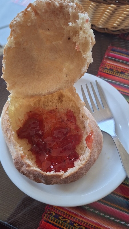 Typisch hol Peruaans broodje - prima voor het vullen met beleg